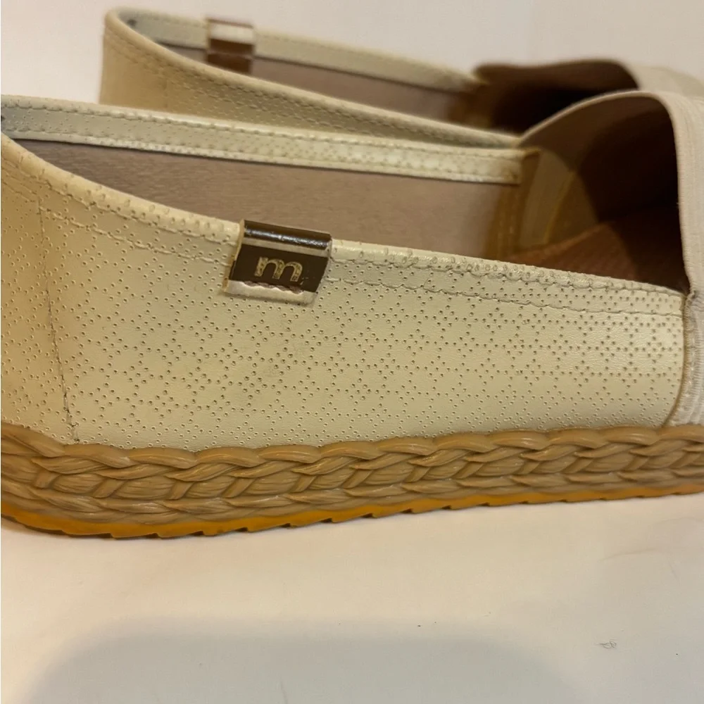 Moleca Elegant Cream Espadrilles for Women - Picture 8 of 10